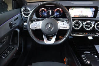 Mercedes-Benz A-Klasse Mercedes-Benz A-Klasse 250 e Business Solution AMG Limited NL-Auto!! Matrix I SfeerverL. I Adap.Cruise - afbeelding nr 4