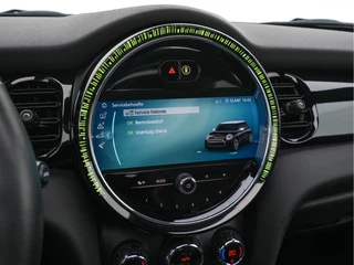 MINI Electric (INCL-BTW) Aut. *PANO | FULL-LEATHER | FULL-LED | HARMAN/KARDON-SOUND | KEYLESS | CAMERA | SPORT-SEATS | NAVI-FULLMAP  | ECC | HEATED-SEATS | AMBIENT-LIGHT | DAB | DIGI-COCKPIT | PDC | 17