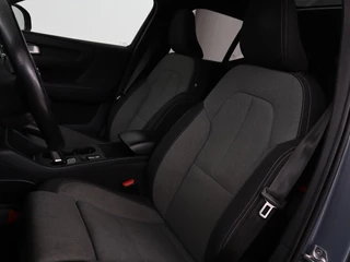 Volvo XC40 Volvo XC40 1.5 T4 Rech R Design Expression | Panoramadak |  Stoel & stuurverwarming | Adaptive cruise | Trekhaak | Camera | Carplay | Getint glas | PHEV - afbeelding nr 5