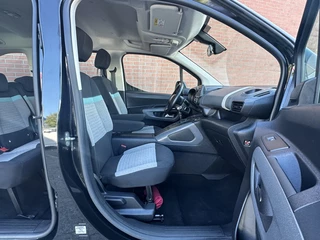 Citroën Berlingo Citroën Berlingo 1.2 PureTech Feel Praktisch, Zuinig & Helemaal Gezinsproof! - afbeelding nr 5