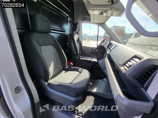 Volkswagen Crafter Volkswagen Crafter 102pk L3H3 Navi Trekhaak Airco Cruise Camera Euro6 L2H2 12m3 Airco Trekhaak Cruise control - afbeelding nr 13