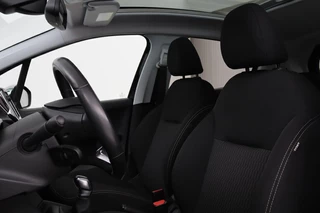 Peugeot 208 Peugeot 208 1.2 PureTech Style | Panoramadak |  Stoelverwarming | Cruise control | Parkeerhulp | Climate control | Bluetooth - afbeelding nr 5