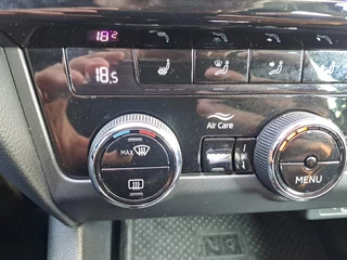 Škoda Octavia Škoda Octavia Combi 1.0 TSI Greentech Style Business | Automaat | Trekhaak | Stoelverwarming | All-seasons | Cruise | - afbeelding nr 15