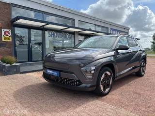 Hyundai Kona Hyundai Kona Electric Comfort Smart 65.4 kWh | Warmtepomp | Trekhaak | Stoel + stuur verwarm - afbeelding nr 1
