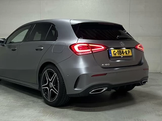 Mercedes-Benz A-Klasse Mercedes A-klasse 180 AMG Matgrijs Sfeerverlichting Carplay - afbeelding nr 64