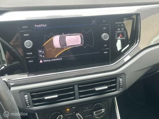 Volkswagen Polo Volkswagen Polo 1.0 TSI 95PK COMFORTLINE PARKEERSENSOREN ADAPTIVE CRUISE CONTROLE CARPLAY 17 INCH VELGEN MOOIE AUTO!! - afbeelding nr 14