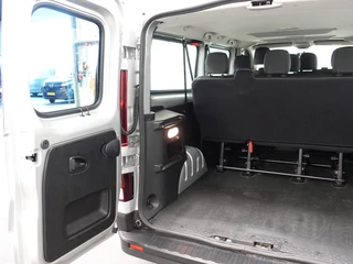 Renault Trafic Renault Trafic Passenger 2.0 dCi 120 L2H1 9 Persoons Airco Bluetooth  Led  Parkeersensoren - afbeelding nr 27