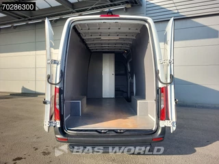 Mercedes-Benz Sprinter Mercedes Sprinter 315 CDI Automaat L3H2 Navi Airco Cruise Camera MBUX Carplay Euro6 L3 15m3 Airco Cruise control - afbeelding nr 6