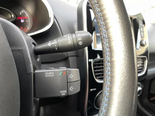 Renault Clio Renault Clio 0.9 TCe Intens GT-LINE LED KOPLAMPEN|CAMERA|R-LINK|KEYLESS|NAVIGATIE|BLUETOOTH - afbeelding nr 30