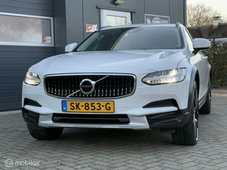 Volvo V90 Volvo V90 Cross Country 2.0 D4 AWD Geartronic-8 /Pilot Assist/Aut.inparkeren/Trekhaak/Adap CC/Winterline/21inch/Dealer onderhouden. - afbeelding nr 49