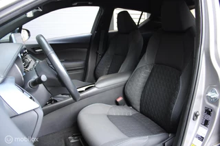 Toyota C-HR Toyota C-HR 1.8 Hybrid Executive Ultimate/Led/Trekhaak/Navi/ - afbeelding nr 18