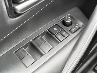 Toyota Corolla Touring Sports Toyota Corolla Touring Sports 1.8 Hybrid Business Plus | Navi | Keyless Entry | Stoelverwarmin - afbeelding nr 22