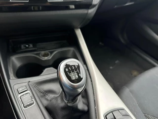 BMW 1 Serie BMW 1-serie 118i Excecutive Panorama Navi Cruise Climate Stoelverwarming - afbeelding nr 14