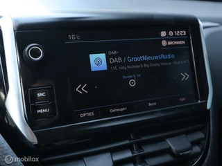 Peugeot 2008 Peugeot 2008 1.2 PT 110 PK Navigatie DonkerGlas DAB Parkeersensor - afbeelding nr 24