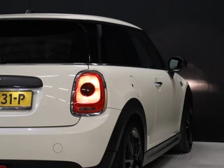 MINI One MINI One Mini 1.2 Chili JCW [STOELVERWARMING, BLUETOOTH TELEFOONVERBINDING, CLIMATE CONTROL, KEYLESS START, ELEK... RAMEN, NAVIGATIE, NIEUWSTAAT] - afbeelding nr 5