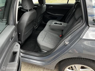 Volkswagen Golf Volkswagen Golf Variant 1.5 eTSI Style NAVI/CRUISE/PDC/CLIMA - afbeelding nr 11