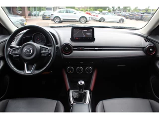 Mazda CX-3 Mazda CX-3 2.0 SkyActiv-G 120 GT-M / Camera / Head-up / Half leder / 18'' / Keyless / Stoelverwarming / DAB / Cruise Control - afbeelding nr 2