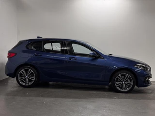BMW 1 Serie BMW 1   118i Sport Business PDC  LED NAVI UNIEKE KM STAND - afbeelding nr 4