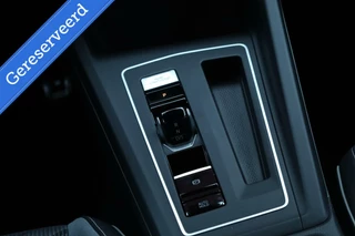 Volkswagen Golf Volkswagen Golf 8 1.5 eTSI / 3x R-Line / DSG / ACC / DAB / Navi / CarPlay / 150pk / LED / 17