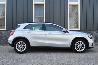 Mercedes-Benz GLA Rijklaarprijs-Garantie Navigatie Airco Trekhaak Sport Interieur Camrera - afbeelding nr 6