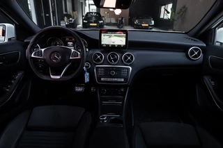 Mercedes-Benz A-Klasse Mercedes-Benz A-Klasse 180 AMG Edition Plus | Stoelverwarming | Navi | - afbeelding nr 2