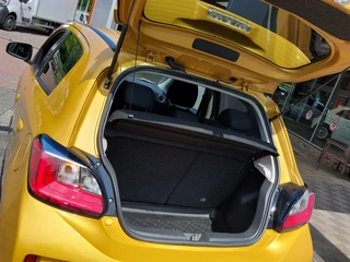 Mitsubishi Space Star Mitsubishi Space Star 1.2 80pk Nova 5-Deurs | 1ste Eigenaar | Navi | Apple Carplay+Android Auto | Clima | Cruise | Licht+Regensensor | Keyless Entry | Stoelverwarming | Pdc | Privacy Glass | 14''lm - afbeelding nr 34