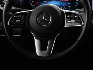 Mercedes-Benz A-Klasse Mercedes-Benz A-klasse 250e Business Solution Luxury | Leder | Stoelverwarming | Trekhaak | Camera | Navigatie | Full LED | Park Assist | Climate control | Widescreen - afbeelding nr 9