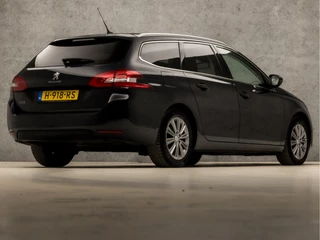 Peugeot 308 Peugeot 308 SW 1.2 PureTech Sport Automaat (PANORAMADAK, APPLE CARPLAY, GROOT. NAVI, 360 CAMERA, SPORTSTOELEN, GETINT GLAS, CRUISE, NIEUWE APK, NIEUWSTAAT) - afbeelding nr 5