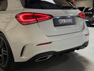 Mercedes-Benz A-Klasse Mercedes-Benz A-klasse 220 4MATIC Premium Plus AMG Night | Pano | Keyless | Sfeerverlichting | Memory seats - afbeelding nr 13