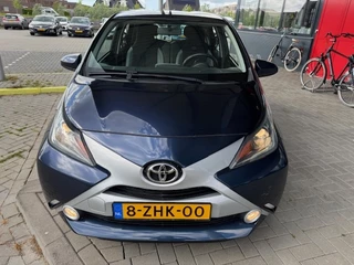 Toyota Aygo Toyota Aygo 1.0 VVT-i X-PLAY AIRCO/CAMERA - afbeelding nr 4