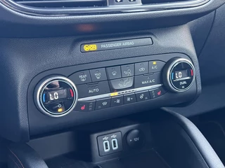 Ford Kuga Ford Kuga 2.5 PHEV ST-Line X | Afneembare trekhaak | Adaptive cruise control | Head up Display | Winter Pack | Elektrische achterklep | 1.500 kg trekgewicht | Bang&Olufsen - afbeelding nr 40