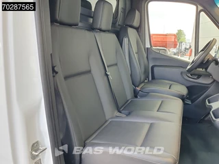 Mercedes-Benz Sprinter Mercedes Sprinter 317 CDI Automaat 170PK L3H2 Airco Camera Parkeersensoren MBUX CarPlay Euro6 L3 16m3 Airco - afbeelding nr 12