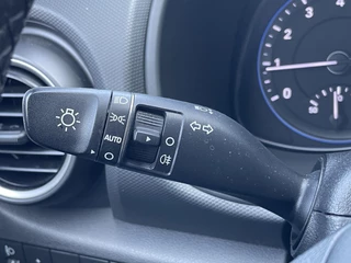 Hyundai Kona Hyundai Kona 1.0T Comfort | Navigatie via Apple Car Play | Achteruitrij camera | 18