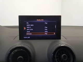 Audi Q2 Audi Q2 30 TFSI 115pk Design Trekhaak, Panorama dak - afbeelding nr 19