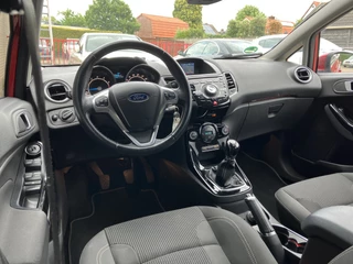 Ford Fiesta Ford Fiesta 1.0 EcoBoost Titanium X 101 pk | dealer onderhouden | climate control | trekhaak | camera | cruise control - afbeelding nr 12