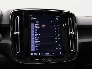 Volvo C40 Volvo C40 Recharge Core 69 kWh  Panoramadak | Camera | Apple Carplay/Android Auto - afbeelding nr 22