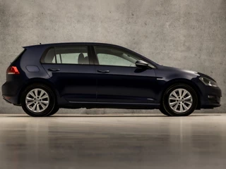 Volkswagen Golf Volkswagen Golf 1.0 TSI Sportline (NAVIGATIE, CLIMATE, CAMERA, SPORTSTOELEN, LM VELGEN, PARKEERSENSOREN, CRUISE, NIEUWE APK, NIEUWSTAAT) - afbeelding nr 4