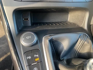 Ford Focus Ford Focus 1.0 Titanium incl. garantie en pechhulp - afbeelding nr 34