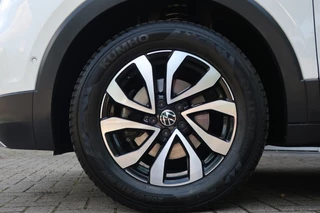 Volkswagen T-Cross Volkswagen T-Cross 1.0 TSI 110PK ACTIVE, Navi, Clima, Apple Carplay/ Android Auto, etc. - afbeelding nr 7