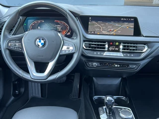 BMW 1 Serie Navi Live Cockpit Prof Carplay Dab Sportstoelen Clima + Cruise Control Parkeersensoren v+a Shadow Line 17 Inch Velgen NL Auto - afbeelding nr 9