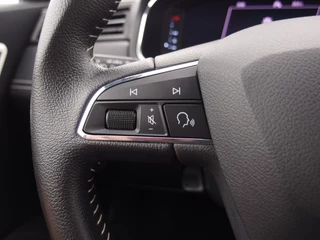 SEAT Ibiza SEAT Ibiza 1.0 TSI 110PK Xcellence AUTOMAAT / FULL LED / VIRTUAL / KEYLESS / STOELVERW / DAB+ / CARPLAY / LEDER-ALCANTARA - afbeelding nr 39