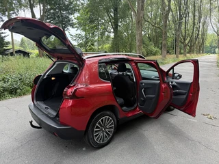 Peugeot 2008 Peugeot 2008 1.2 PureT. Blue Lion airco navi pano - afbeelding nr 38
