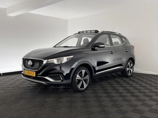 MG ZS EV MG ZS EV Luxury 45 kWh (INCL-BTW) *PANO | FULL-LEATHER | CCS-FASTLOADER | KEYLESS | NAVI-FULLMAP | ADAPTIVE-CRUISE | CAMERA | HEATED-SPORTSEATS | CARPLAY | BLINDSPOT | DAB | LANE-ASSIST | 17