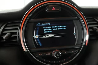 MINI One Mini One 1.2 One | Automaat | Navigatie | PDC |  Cruise control | Airco | Bluetooth - afbeelding nr 10