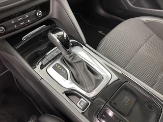 Opel Insignia Aut. *NAVI-FULLMAP | 1/2LEATHER | KEYLESS | DAB+ | COMFORT-SEATS | 18''ALU | ECC | PDC | CRUISE* - afbeelding nr 14