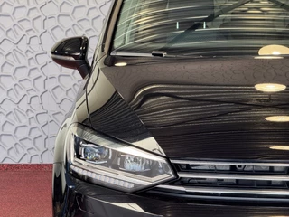 Volkswagen Touran Volkswagen Touran 1.5 TSI 150PK 7P CARPLAY NAVI CAMERA LED ELEK.KLEP VIR.COCKPIT DODE.HOEK DET. STOELVERW KEYLESS 7P 7PERS 10/2024 