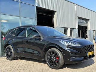 Ford Kuga Ford Kuga 2.5 PHEV ST-Line X 225PK Black Edition Adaptieve Cruise Winterpack Camera Blind-Spot Navi Climate B&O Full LED Keyless 20