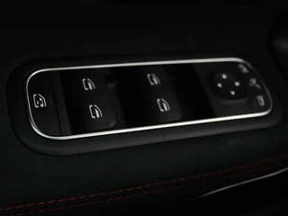 Mercedes-Benz CLA Mercedes-Benz CLA-klasse Shooting Brake 250e Business Solution AMG Limited |  Adaptive cruise | Stoelverwarming | Carplay | Sfeerverlichting | Leder/Alcantara | Navigatie | Full LED - afbeelding nr 35