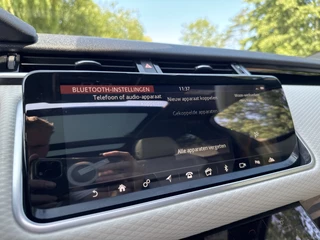 Land Rover Range Rover Velar Land Rover Range Rover Velar 2.0 250PK AWD R-DYNAMIC BLACK PACK SE LEDER/VIRTUAL/PANORAMADAK - afbeelding nr 31