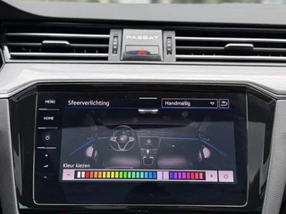 Volkswagen Passat Volkswagen Passat 1.4 TSI PHEV GTE SOH96%|Pano|Trekhaak|360Cam|DCC|Leer/Alc|Matrix|Ad.cruise - afbeelding nr 19